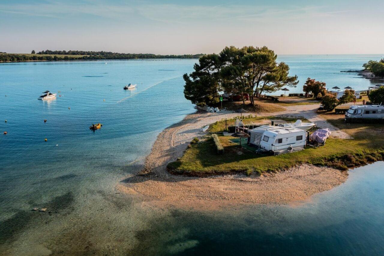 Easyatent Fkk Safari Tent Solaris Naturist - Clothes Free Poreč